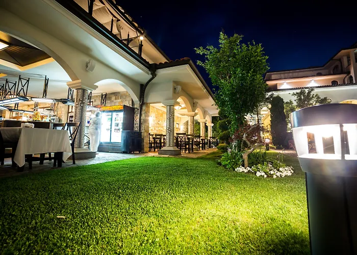 Semesteranläggning (resort) Helena Sands