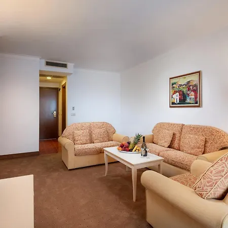 Rezort Helena Sands 5*