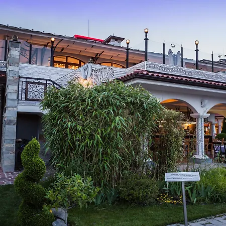 Здравен курорт хелена сендс 5*