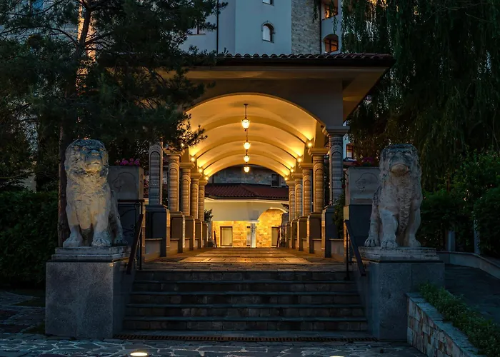 Helena Sands Ośrodek wypoczynkowy 5*