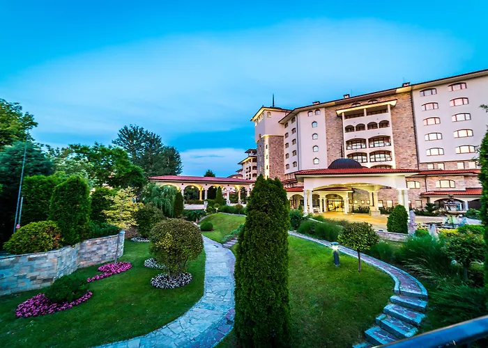 Helena Sands Słoneczny Brzeg