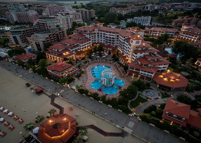 Helena Sands 度假村 5*