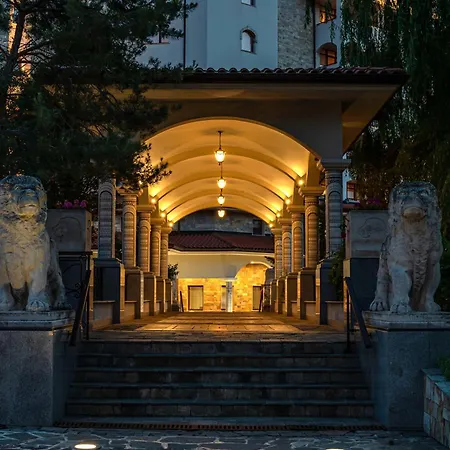 Helena Sands Курортный комплекс 5*