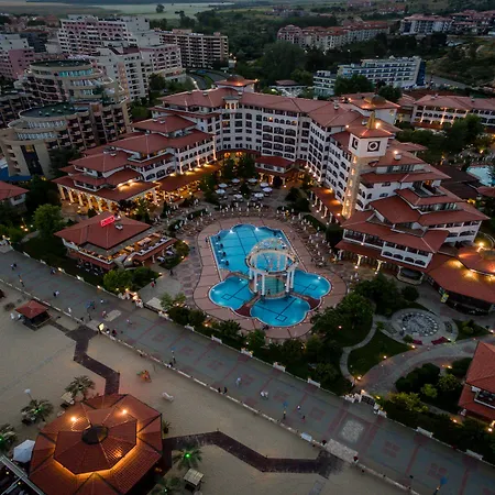 Helena Sands Курортный комплекс 5*