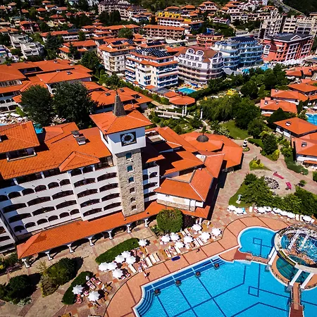 Helena Sands Complex 5*