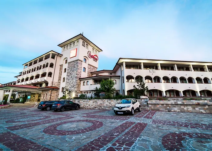 Helena Sands 5* サニービーチ